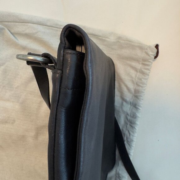 Vintage Coach Slim Large Messenger Crossbody Bag in Brown Leather - Picture 14 of 15